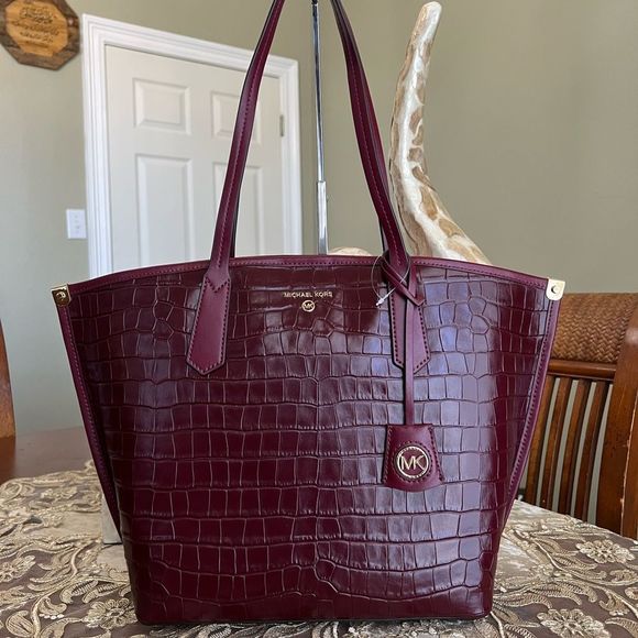 Michael Kors LG tote - Picture 2 of 11